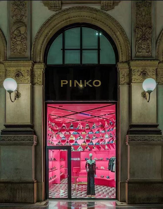 国际大牌PINKO特价速来！31款包包全部2折入？